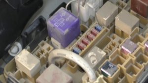 Масложор Toyota 1ZZ FE текут маслосъемные колпачки