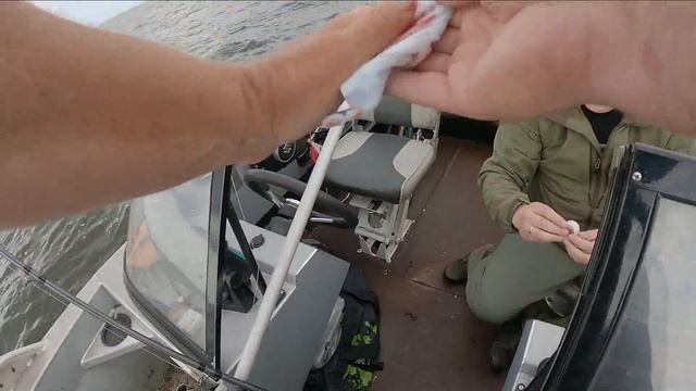 Рыбалка с родственниками . Учил как поймать трофейную щуку . смотреть онлайн