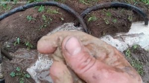 Бурение абиссинской скважины.Неглубокая скважина игла