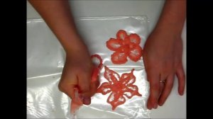 Как сделать простые цветы из айсинга