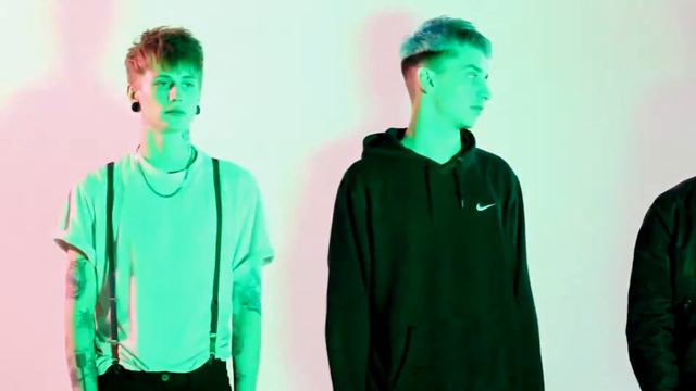 Бэкстейдж съёмок Fashion-коллекции для OVA стилиста Александры Коротковой смотреть онлайн