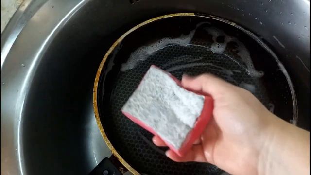 VLOG ОЧЕНЬ ВКУСНЫЕ и ПЫШНЫЕ ОЛАДЬИ/КАК Я МОЮ СКОВОРОДКУ ЛАЙФХАК/КОТЕНОК ЗАБОЛЕЛ? смотреть онлайн