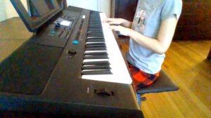 Yamaha PSR-EW-425 "Techno Dance" song by Sadi Autumn.