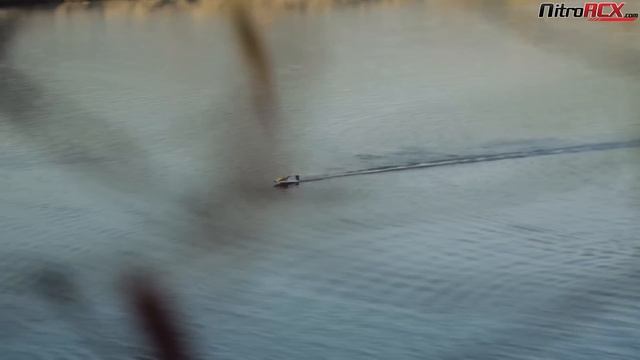 Exceed Formula 1 Speed Boat in Action смотреть онлайн