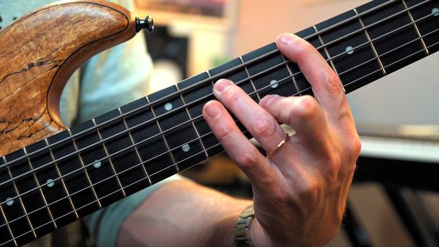 3 Exercises Every Bass Player Should Try смотреть онлайн