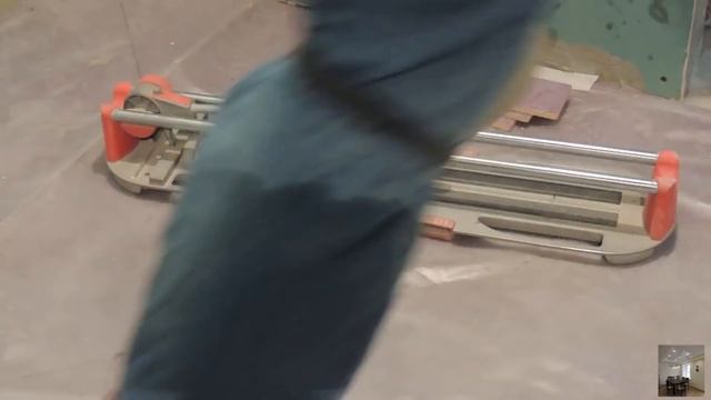 ЖЕСТЬ! Как я встрял на укладке плитки в ванной комнате! смотреть онлайн