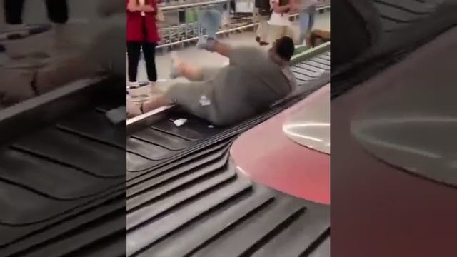 Затроллили толстого друга смотреть онлайн