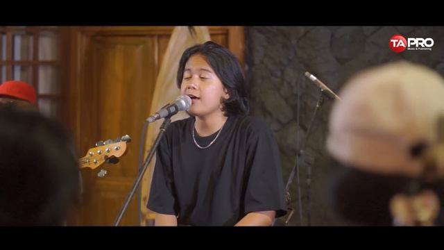 Maulana Ardiansyah - Sia Sia Berjuang (Live Reggae)