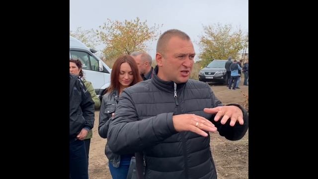 Столовый виноград с защитой от дождя и града (сетка и плёнка) в Молдове. Уборка. Сорт Молдова. смотреть онлайн