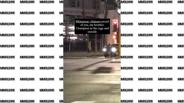 Хамзат Чимаев покупает еду для бездомного в McDonald's смотреть онлайн
