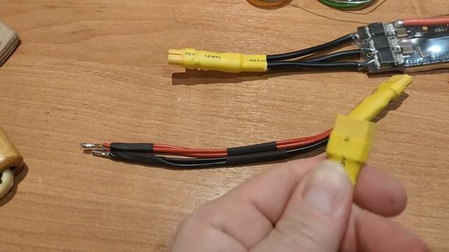 Красивые силовые штекеры или как я закрепляю тонкий провод в XT60 и другие разъемы смотреть онлайн