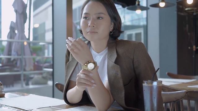 24 Questions with Nomin | Hibeauty смотреть онлайн