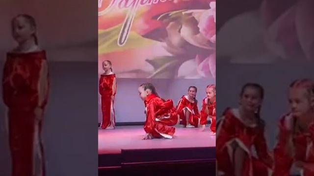 8 марта смотреть онлайн