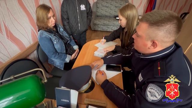 В Новокузнецке сотрудники полиции привлекли к ответственности родителей школьников смотреть онлайн