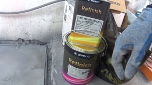 Красим низа дверей и готовим к окраске