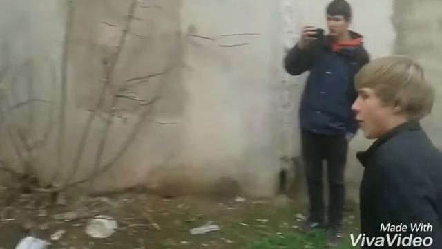 Разбил ртутную лампу ногой смотреть онлайн