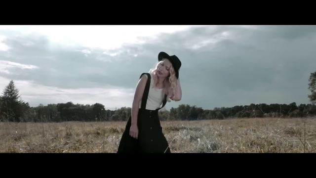 Lenna - Õnnega koos (Official Music Video) смотреть онлайн