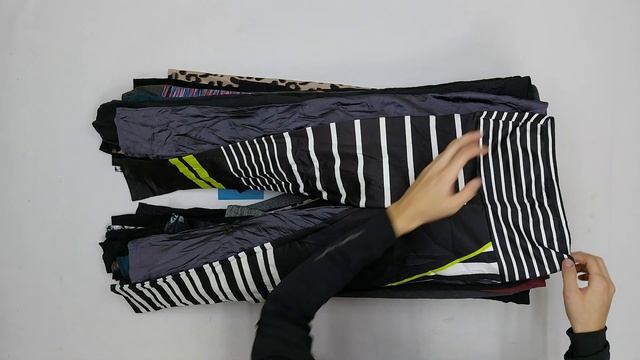 26952 Леггенсы спортивные Sport Leggins 1/2 (extra) 1 пак 20кг 7.95€/кг 103шт