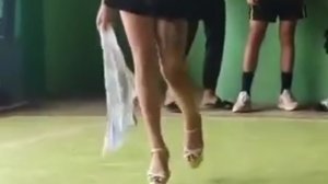 Прикол!?Все бабы -как бабы,а моя богиня!?