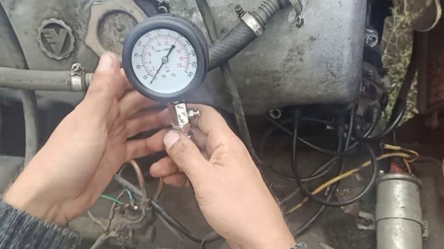 Компрессометр, замер компрессии на Москвиче 412.