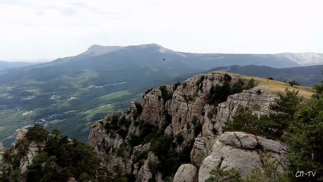 Крым. Наивысшая точка Южной Демерджи. 1239 м н. у. м. смотреть онлайн