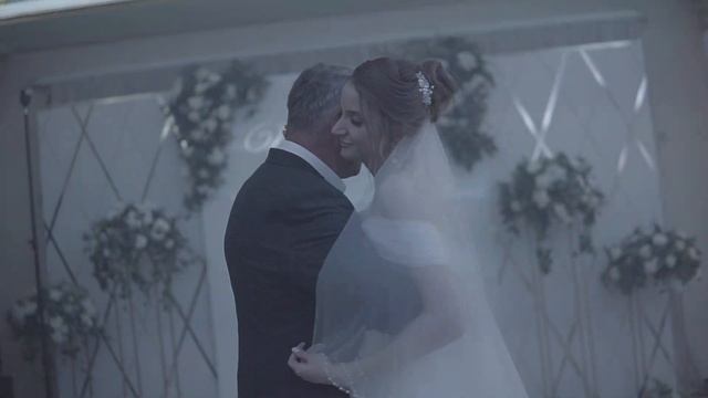 танец папы и дочки смотреть онлайн