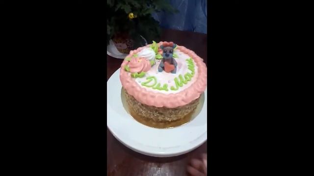 Торты из серии Молочная девочка,с разным кремом и украшением. смотреть онлайн