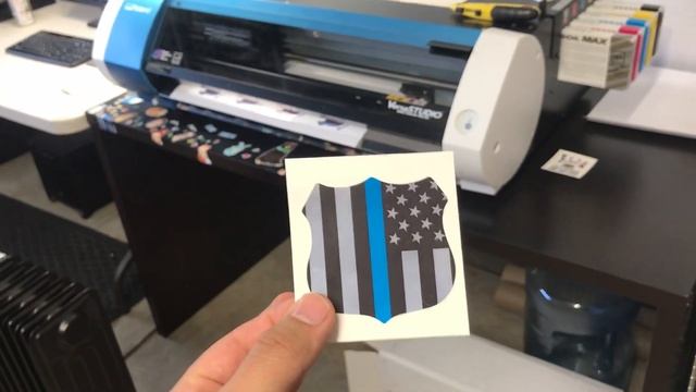 Making money printing stickers! Roland-BN20. Review on eco-solvent printers. Printing on vinyl смотреть онлайн
