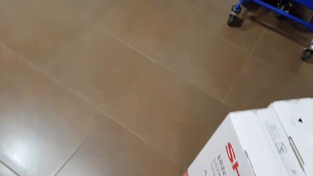 Телевизор Sharp LC-40UG7252E смотреть онлайн