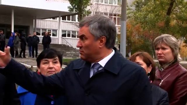 В саратовской школе №59 к лету построят современный спорткомплекс смотреть онлайн