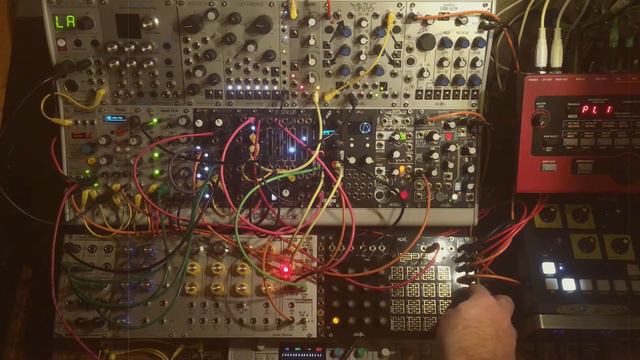 Pickout Pickup (Eurorack - Disting Ex, Mannequins W/, Plonk, Ts-L) смотреть онлайн