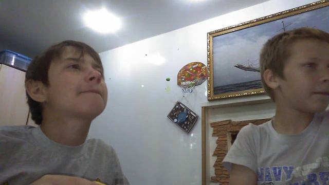 Ем лимон с другом!!! смотреть онлайн