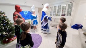 Вова и Клим дождались подарка от Деда Мороза! Вова опять всех испугался.