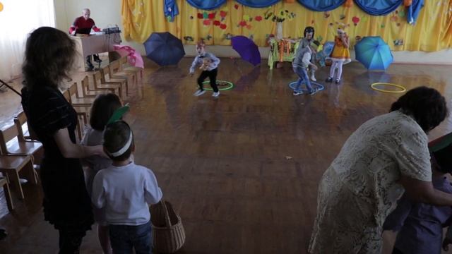 Осенний утренник смотреть онлайн