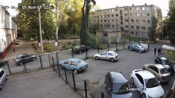 Hikvision DS-2CD2041G1-IDW1 (2.8 мм)