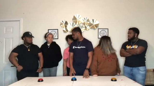 Trivia Game Night (leads to fight!!) смотреть онлайн