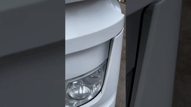 Разваливается на ходу годовалый Мерседес актрос 1845 смотреть онлайн