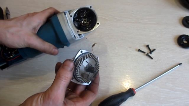 Покупать или нет Makita 9565 HZ? ? / Что внутри у Makita 9565 HZ? / Разборка УШМ смотреть онлайн