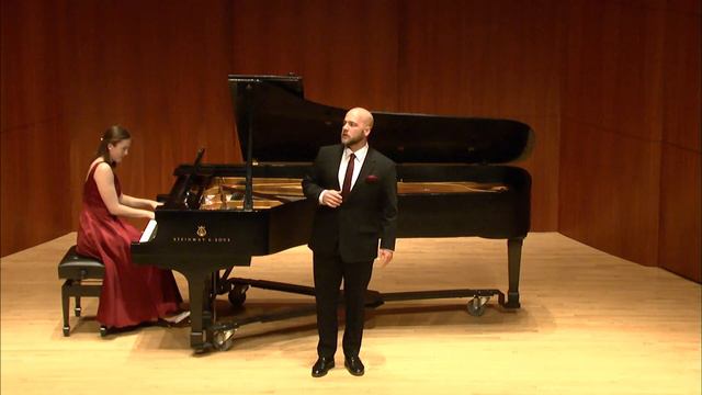 I'm Glad I'm Not A Tenor by Ben Moore смотреть онлайн