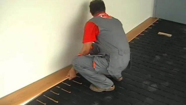 Укладка паркета на подложку SikaLayer (Acoubond) клеем SikaBond-52 Parquet смотреть онлайн