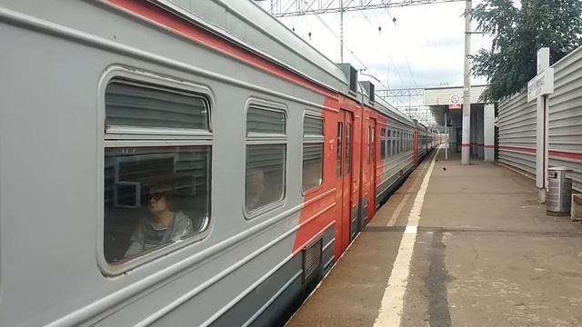 ЭД4М-0237 и ЭД4М-0238 На станции Серп и Молот смотреть онлайн