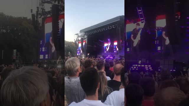Green Day - King for a day (Live @Hella Mega tour Groningen) смотреть онлайн