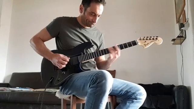 FENDER STRATOCASTER "JIM ROOT" - SLIPKNOT смотреть онлайн