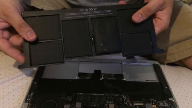 Cambio batería macbook air A1370 y compra en ebay puerta a puerta смотреть онлайн