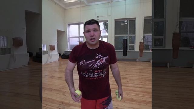 Это делает чемпион России по боксу!