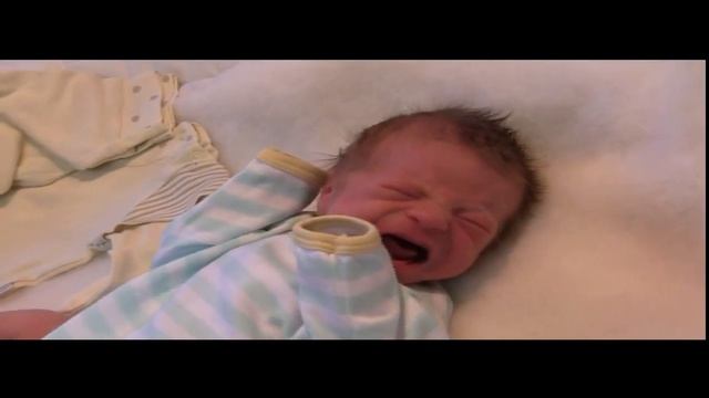 Выписка из роддома зимой. Одежда на выписку. Maternity Hospital Russia