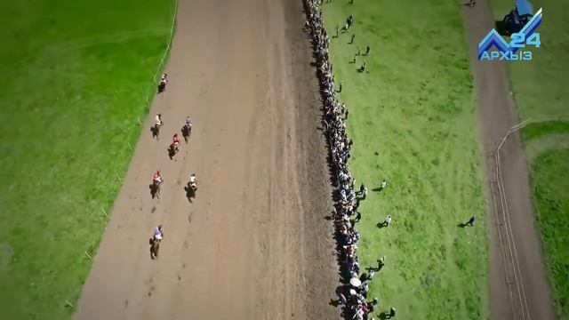 Скачки от 14 05 2016 на приз Главы Карачаево Черкесии. Любимый муж. смотреть онлайн