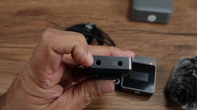 Godox MoveLink M2 review - Best wireless Mic for Youtube Videos смотреть онлайн