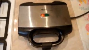 Бутерброды в бутерброднице - Вкусный рецепт с сыром и ветчиной: Праздничные рецепты