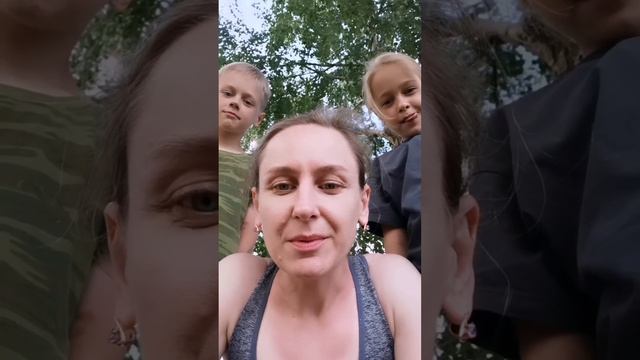 НА КАКОЙ РУКЕ НОГТИ РАСТУТ БЫСТРЕЕ? смотреть онлайн